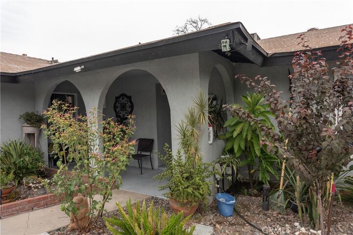 Property Photo:  10837 Locust  CA 92316 