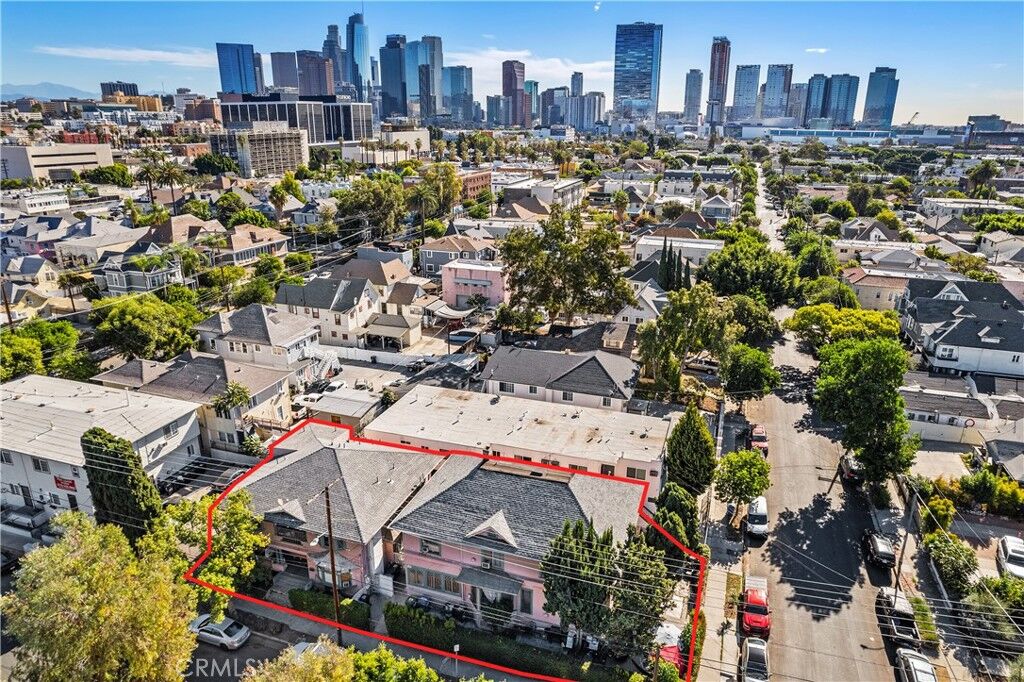 Property Photo: 1867 W 11th CA 90006