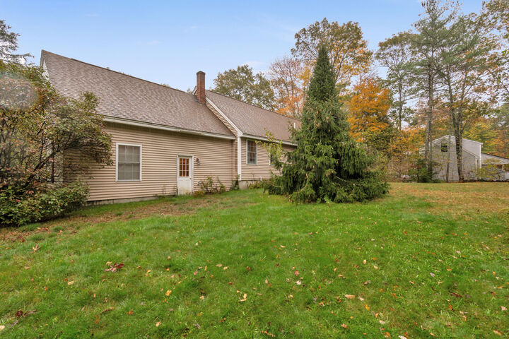 Property Photo: 11 Lovers Lane ME 04086