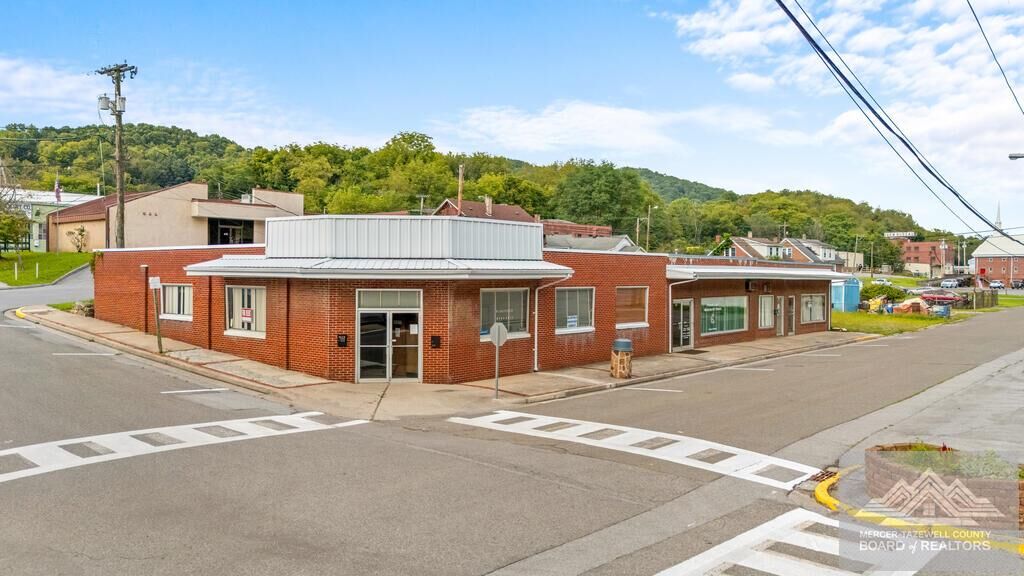 Property Photo: 103 Spruce Street VA 24605