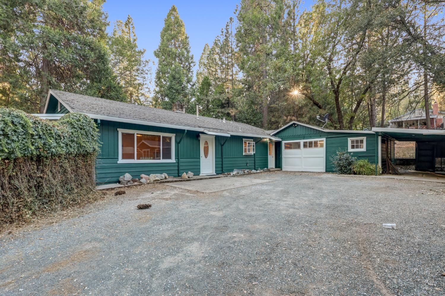 Property Photo: 13193 Tabeaud Road CA 95665