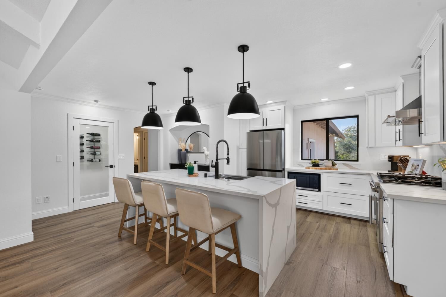 Property Photo: 3068 Twin Oaks Road CA 95682