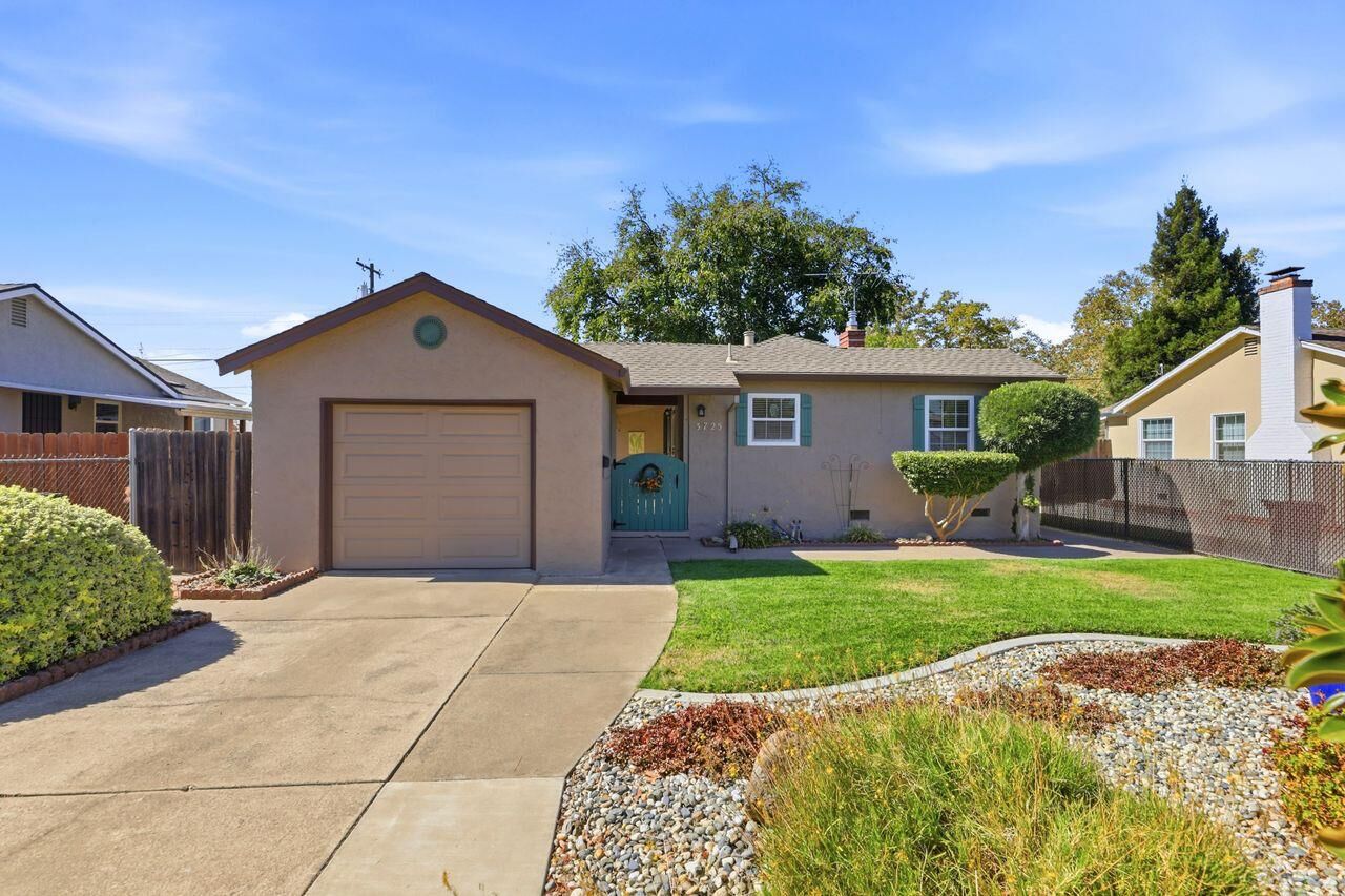 Property Photo: 3725 Kern Street CA 95838