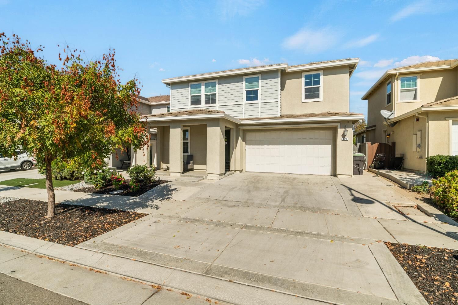 Property Photo:  945 Mendocino Ct  CA 95330 