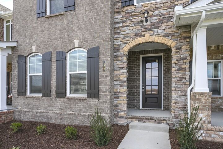 Property Photo: 726 Hahn Ct TN 37087