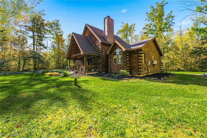 Property Photo:  8520 Woodhill Drive  OH 44024 