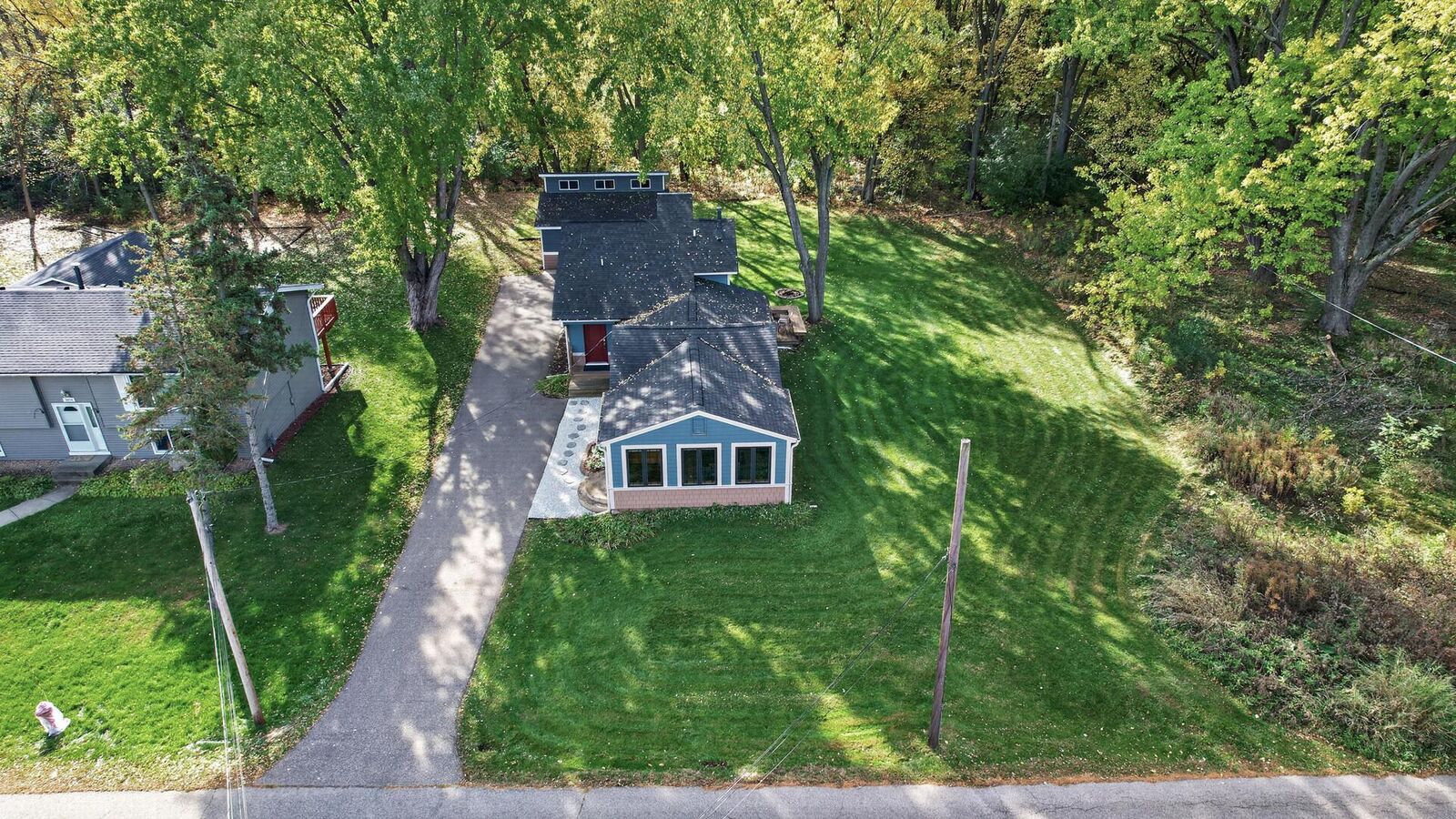 Property Photo:  2064 Stillwater Street  MN 55110 