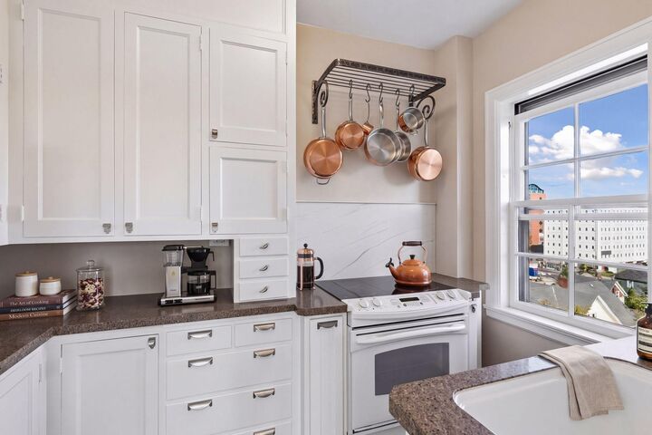 Property Photo:  2615 Park Avenue 612  MN 55407 