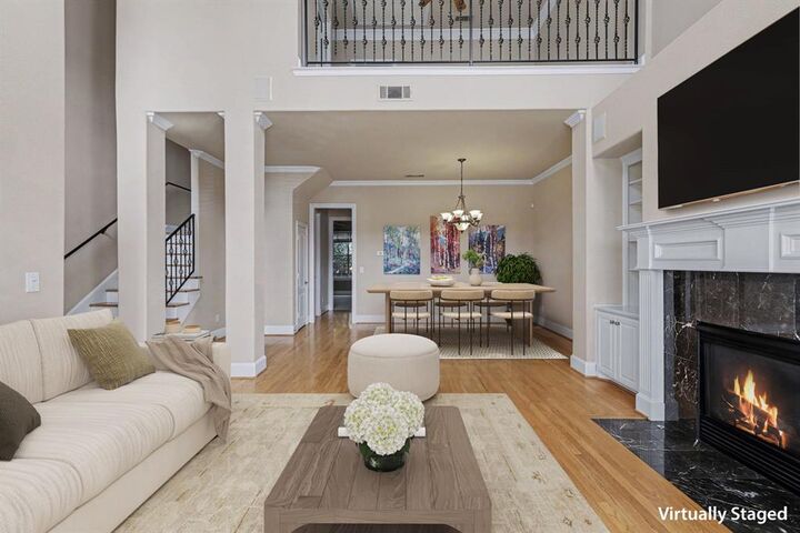 Property Photo:  2811 Welborn Street  TX 75219 