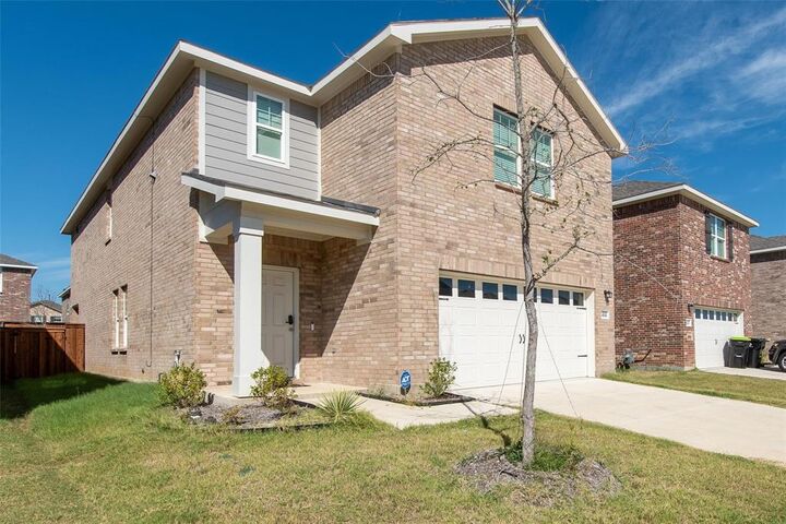 Property Photo: 14141 Emeric Street TX 76258