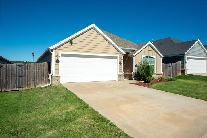 Property Photo:  5336 Overcrest Avenue  AR 72764 