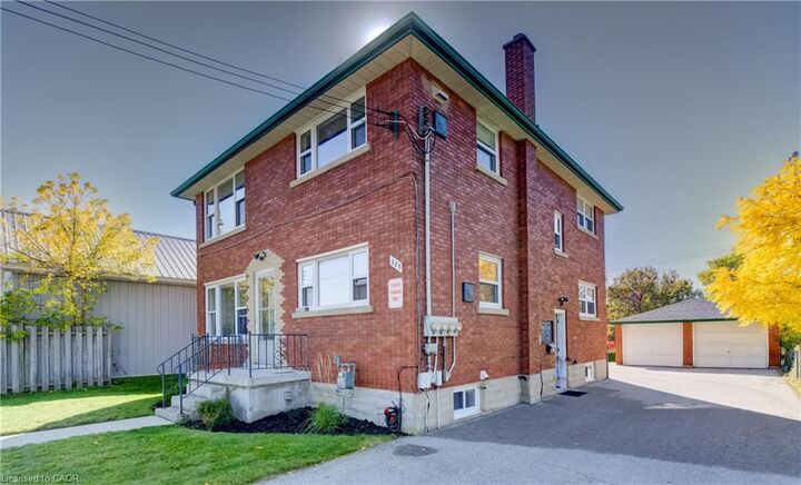 Property Photo:  283 Becker Street  ON N2B 1X8 