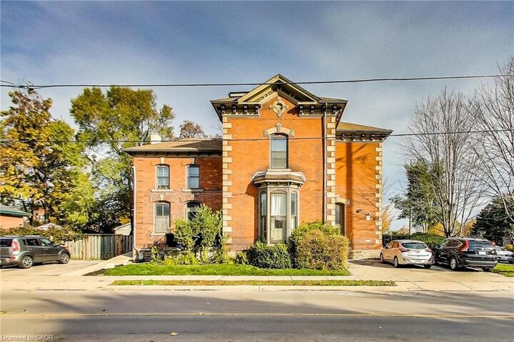 Property Photo:  102 West Avenue S 4  ON L8N 2S3 