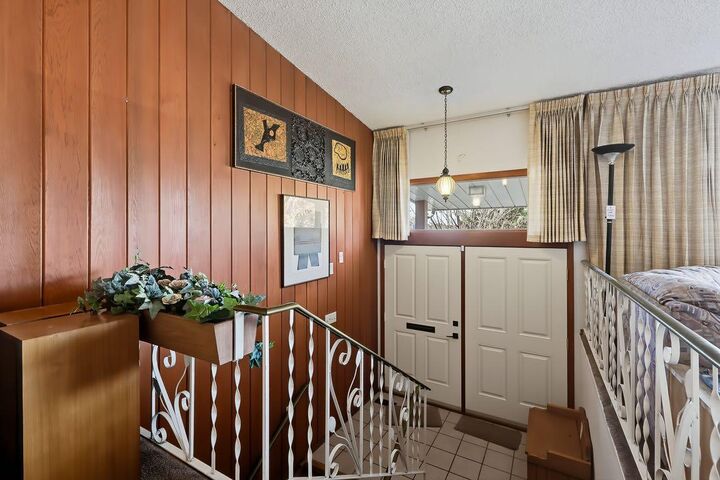 Property Photo:  76 Clarendon Road NW  AB T2L 0P3 