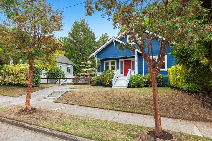 Property Photo: 511 N 83rd Street WA 98103