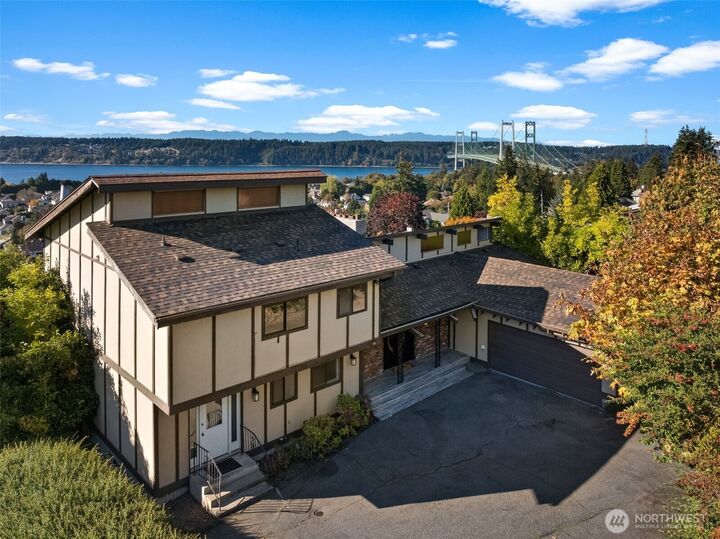 Property Photo:  7609  6th Ave  WA 98406 