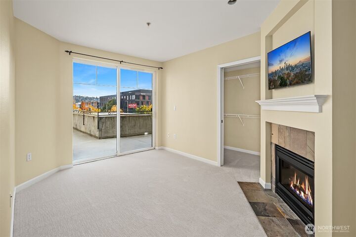 Property Photo:  1525 NW 57th Street 211  WA 98107 