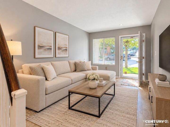Property Photo: 15 Bianca Court NY 10312