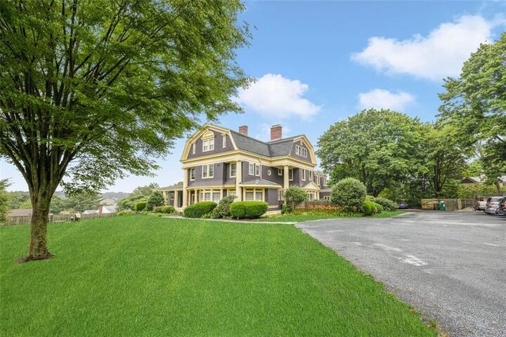 Property Photo: 386 Green End Avenue RI 02842