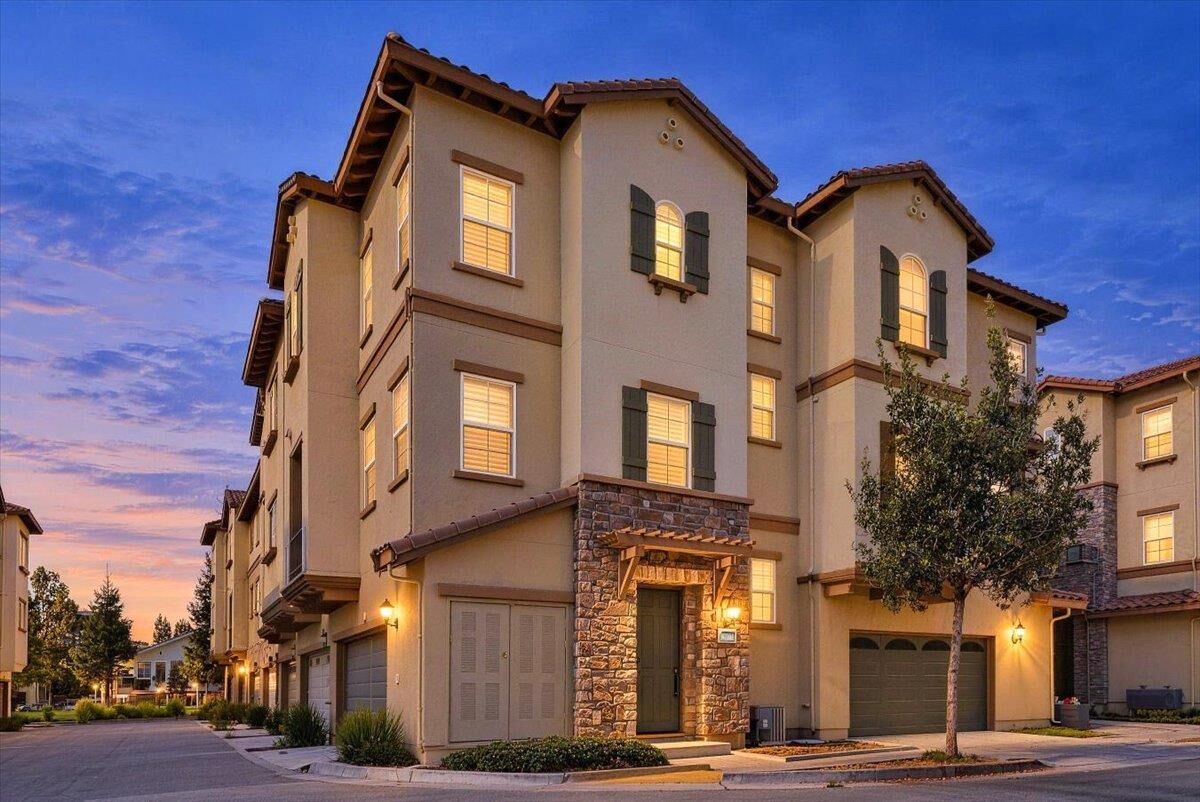 Property Photo: 2037 Agave Way CA 95133
