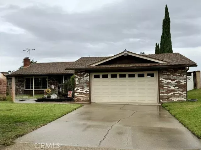 Property Photo: 2143 1st Street CA 92860