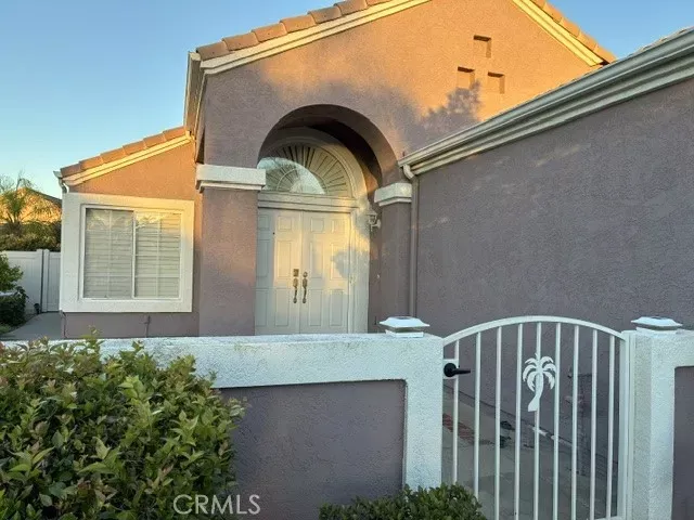 Property Photo:  23904 Via Pamilla  CA 92562 