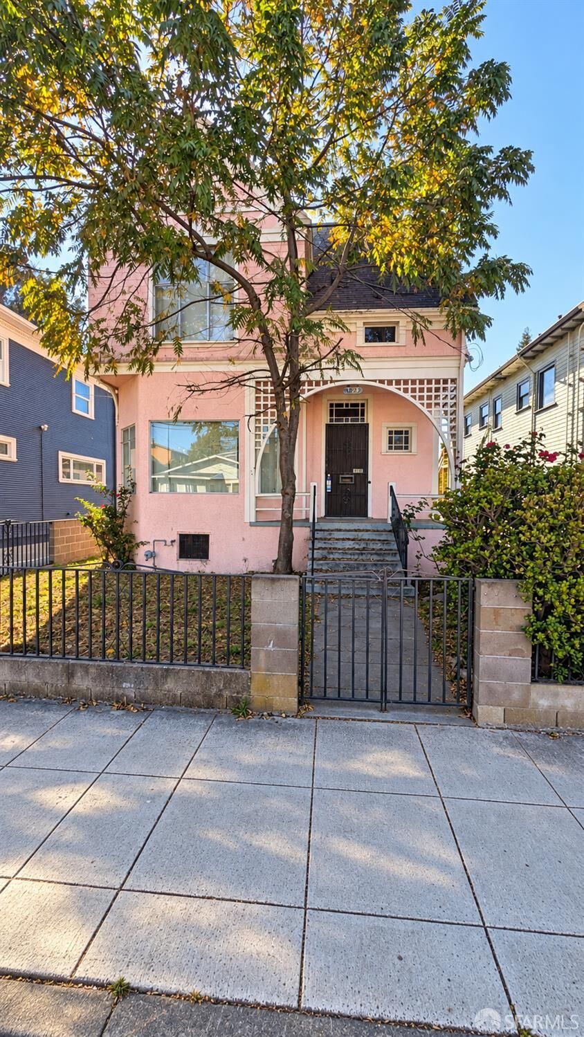Property Photo: 1079 53rd Street CA 94608
