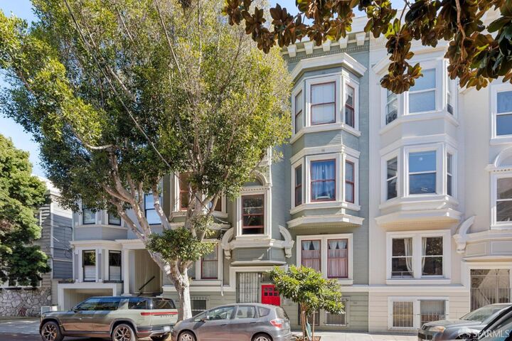 Property Photo:  71 Pearl Street  CA 94103 