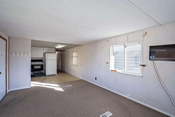 Property Photo: 1205 E Lyons Ave #132 WA 99208