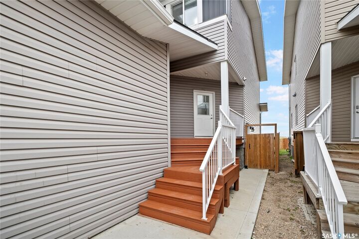 Property Photo:  3126 Mazurak Crescent  SK S4X 0N2 