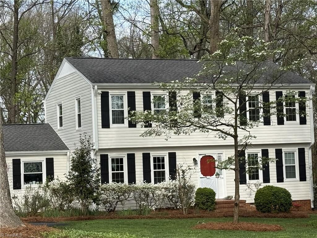 Property Photo: 5504 Garden Lake Drive NC 27410