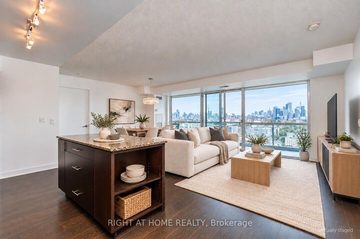 Property Photo:  80 Western Battery Road 1407  ON M6K 3S1 