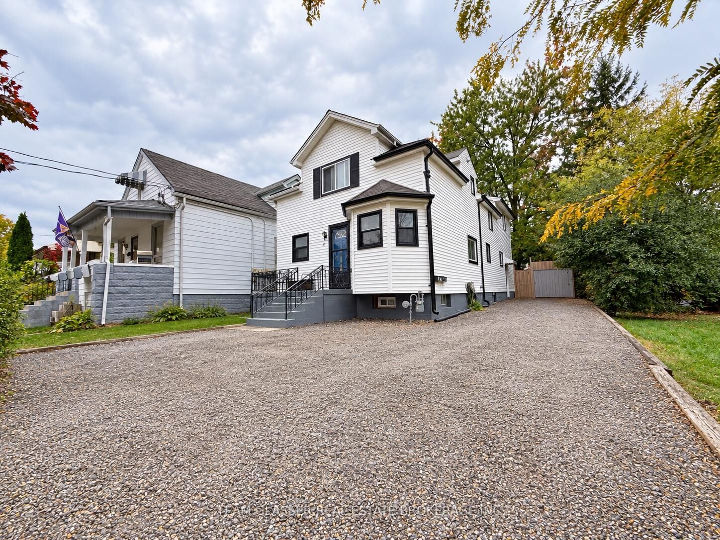 Property Photo:  49 Paddington Avenue  ON N6J 2S5 