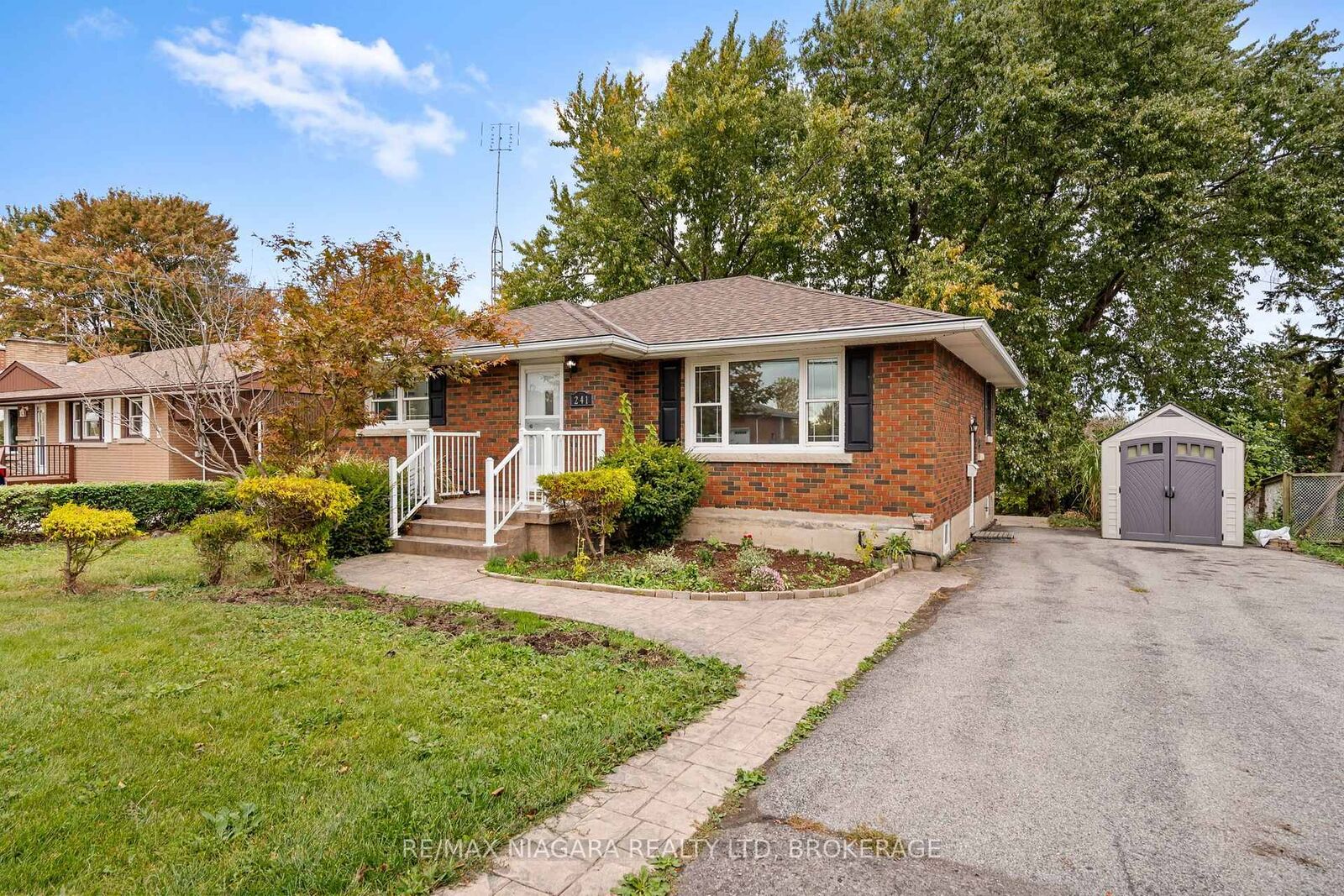 Property Photo: 241 Bertie Street ON L2A 1Z5