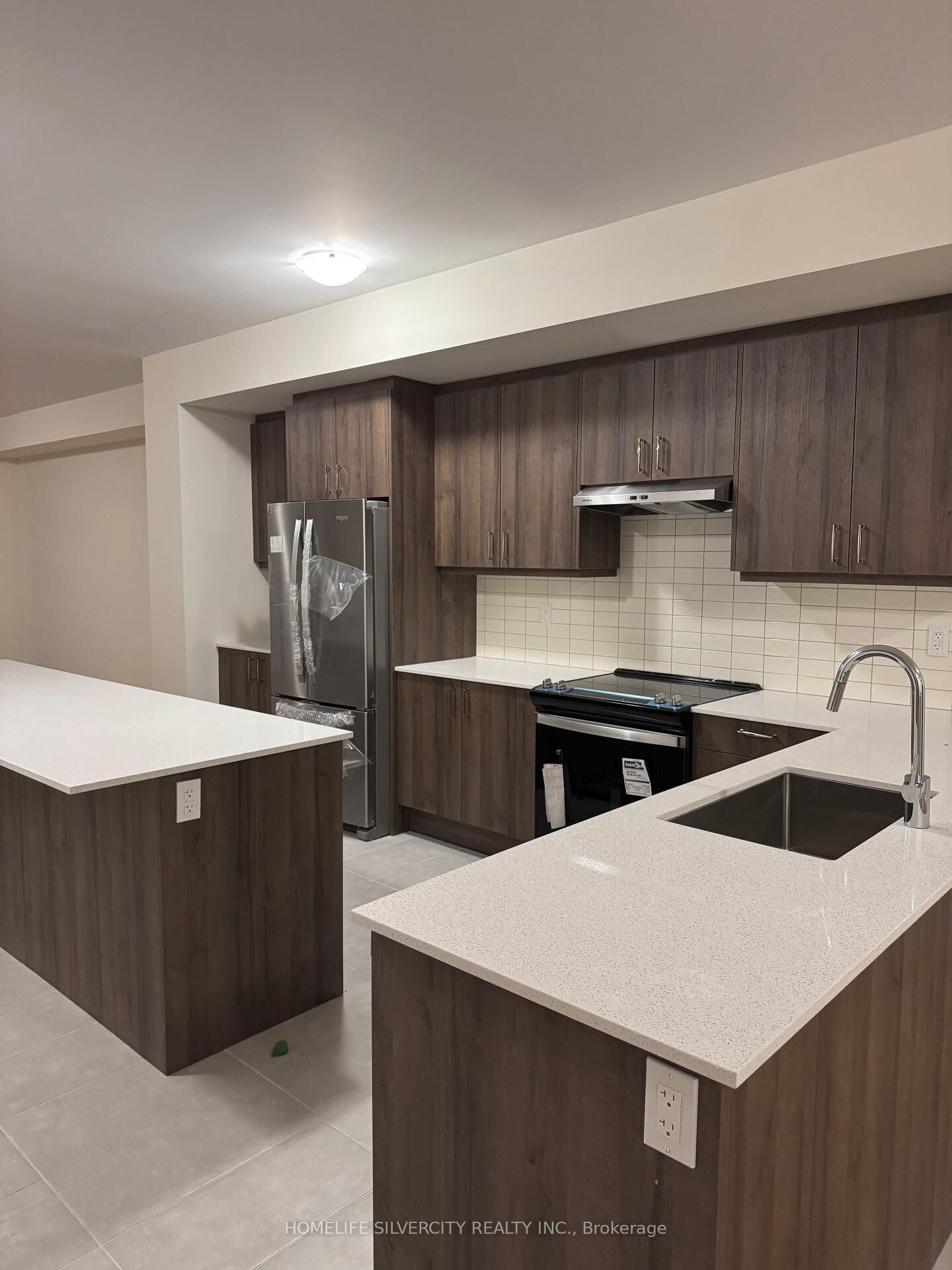 Property Photo:  125 Seguin Street  ON L4E 1H8 