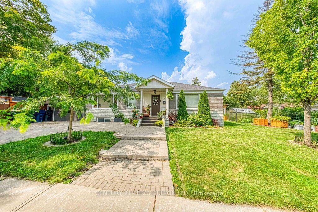 Property Photo:  36 Merryfield Drive Bsmt  ON M1P 1J5 