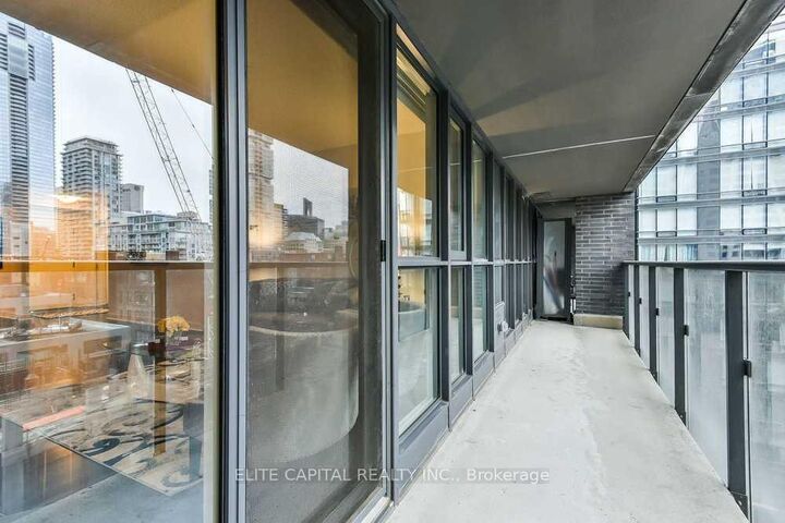 Property Photo:  295 Adelaide Street W 814  ON M5V 1P7 