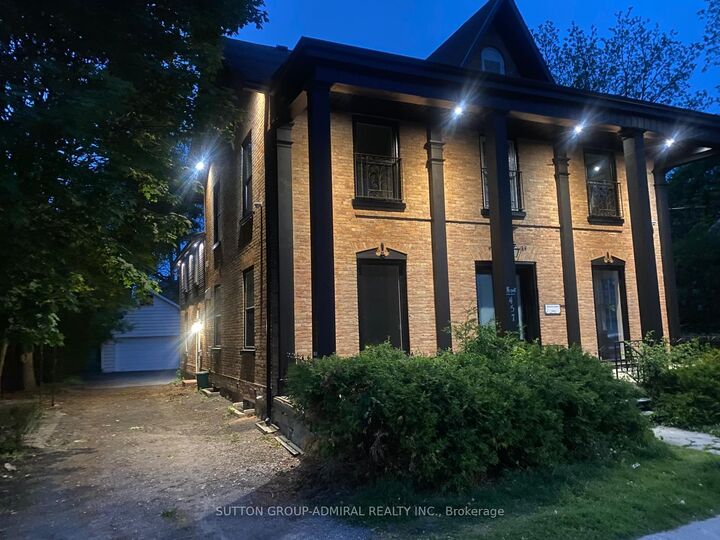 Property Photo: 457 D'Arcy Street 1 ON L3Y 1M9