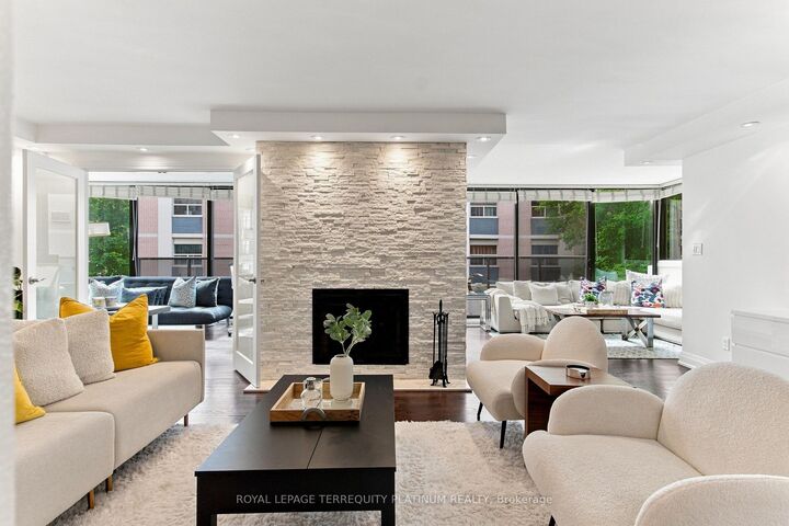 Property Photo:  70 Montclair Avenue 203  ON M5P 1P7 