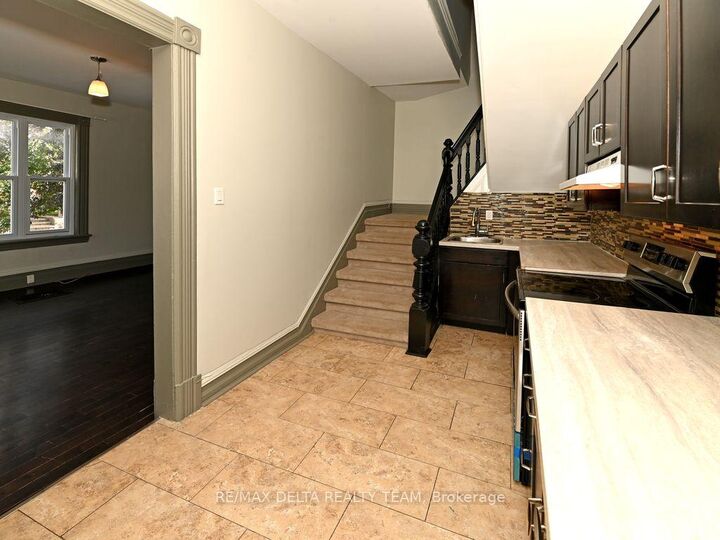 Property Photo:  355 Bronson Avenue  ON K1R 6J4 