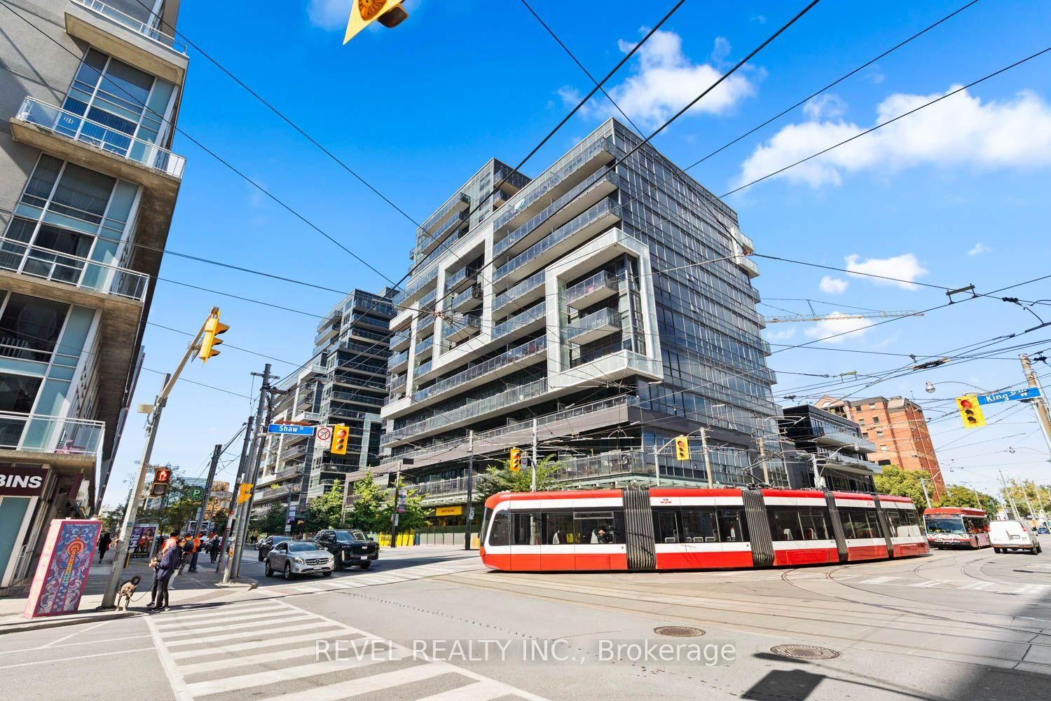 Property Photo: 1030 King Street W 529 ON M6K 3N3