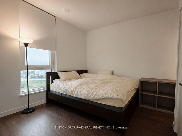 Property Photo:  30 Tretti Way 913 (Room 1)  ON M3H 0E3 