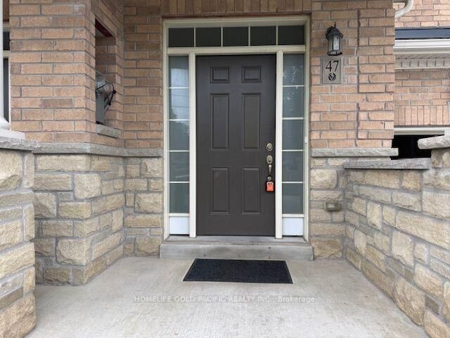 Property Photo:  47 Bellflower Lane  ON L4E 1E7 