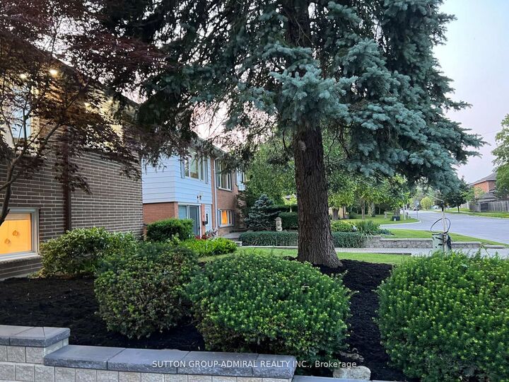 Property Photo:  276 Iredale Road Lower  ON L4C 4R4 