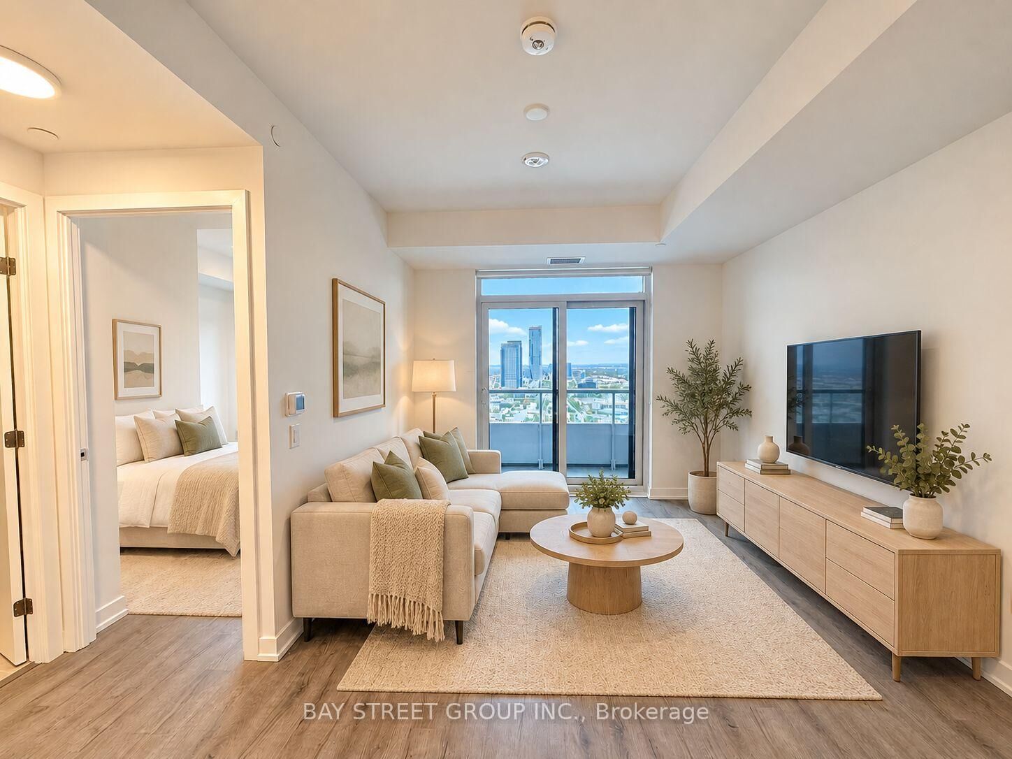Property Photo:  5 Meadowdale Road 2409  ON L4K 0C7 