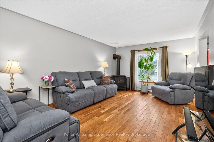 Property Photo: 4 Dunlop Street ON L9M 1J2
