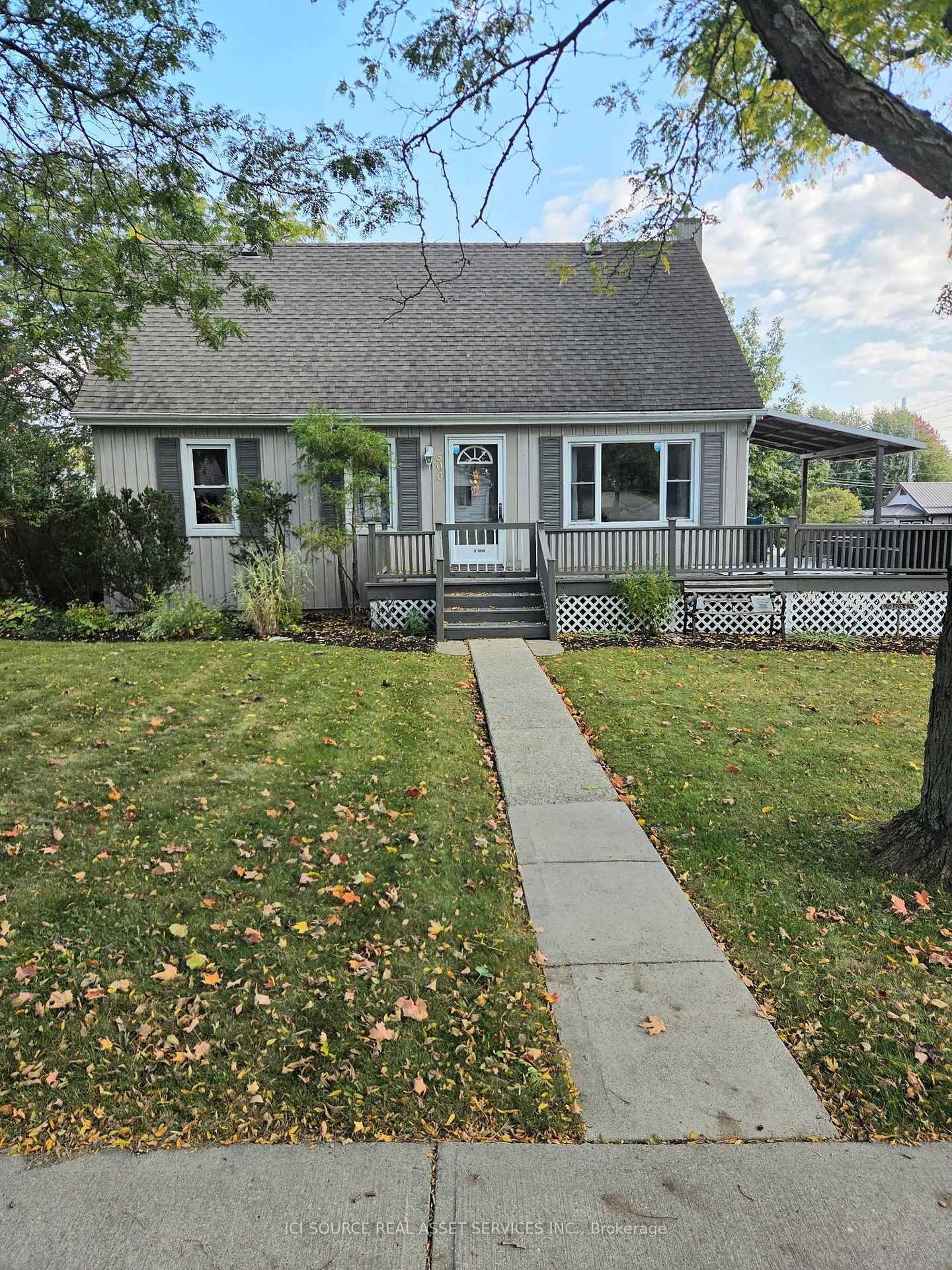 Property Photo:  500 St Andrew Street  ON N0A 1N0 