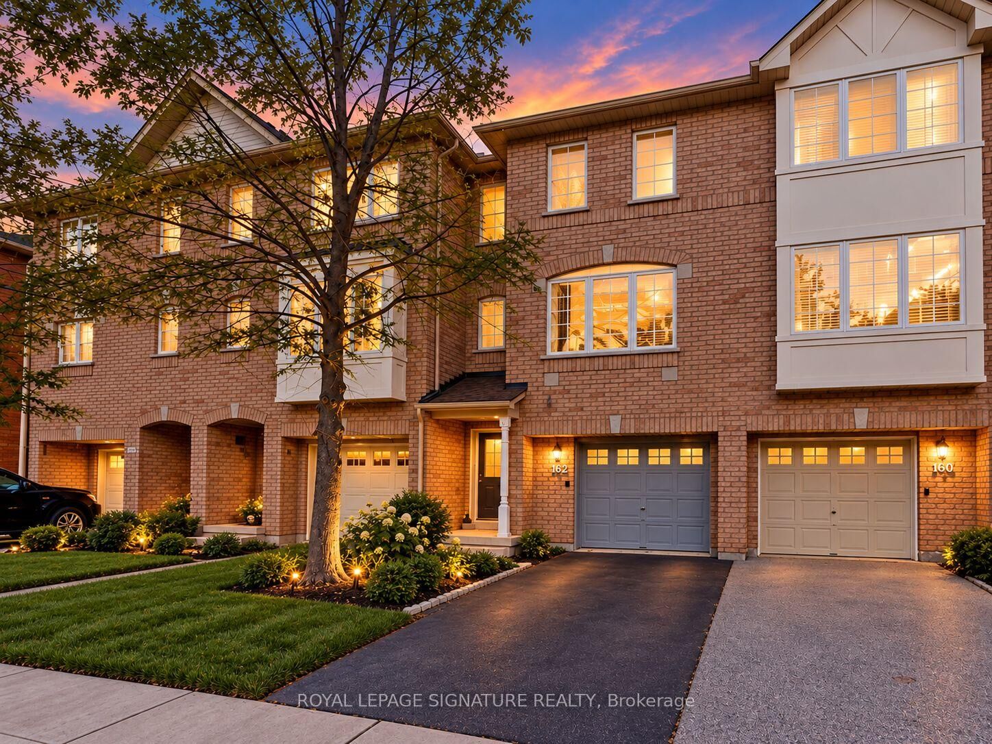 Property Photo:  80 Acorn Place 162  ON L4Z 4C7 