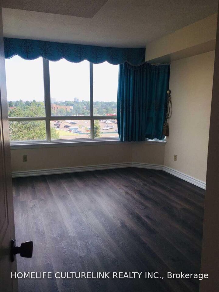 Property Photo:  275 Bamburgh Circle 612  ON M1W 3X4 