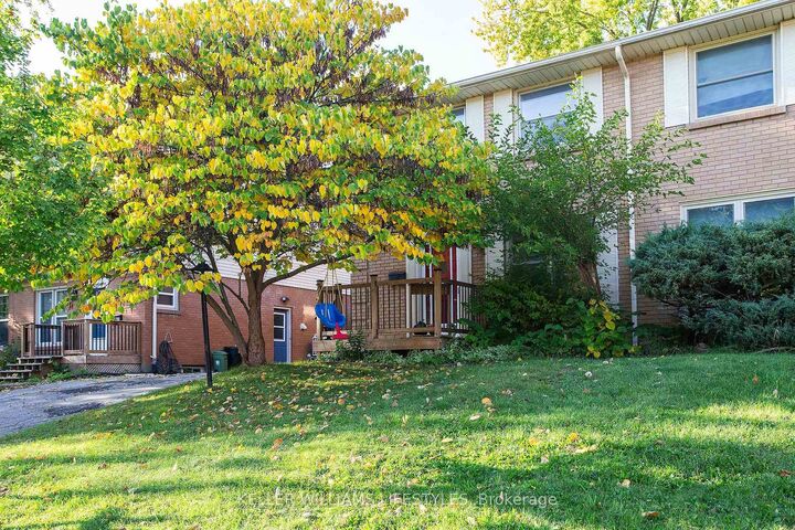 Property Photo:  235 Homestead Crescent  ON N6G 2E7 